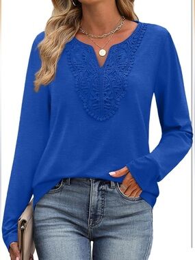 AMAZON Women's Royal Blue Embroidered V-Neck Long Sleeve Top Size XL